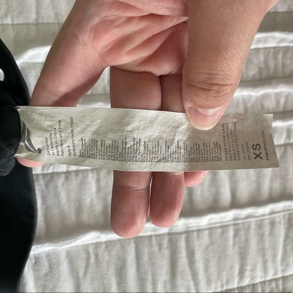 Fabletics No Bounce Sports Bra - Picture 3 of 3